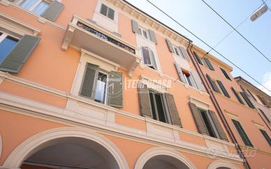 Appartamento a Bologna Via Santo Stefano 1 locali