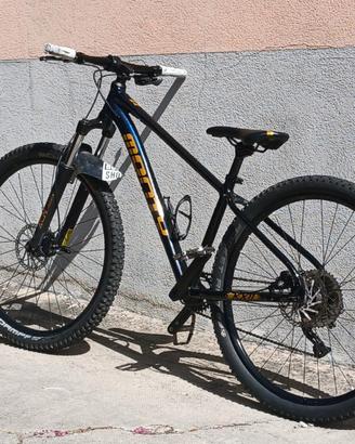 Mountain Bike Monty KX11 -Shimano Deore