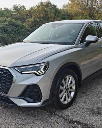 Audi Q3 Sportback 35 1.5 tfsi mhev Business Plus s
