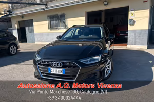AUDI A4 Avant 30 2.0TDI 136CV S-Tronic Business