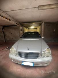 Mercedes - Benz C220 Diesel