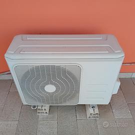 Condizionatore e tubi cappa