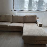Divano 4 posti con Chaise Longue