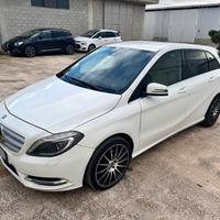 MERCEDES Classe B 200 CDi 136cv Premium