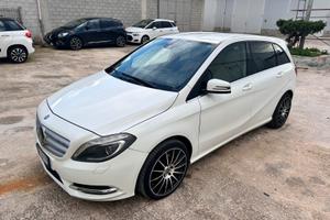 MERCEDES Classe B 200 CDi 136cv Premium