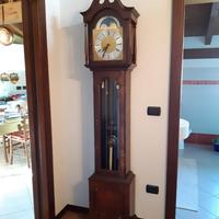 Orologio a pendolo da terra