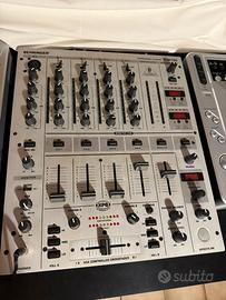 Mixer Behringer  DJX 700