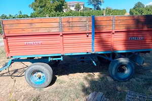 rimorchio agricolo omologato ribaltabile