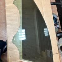 Vetri Audi A4 b9 Avant sx