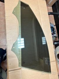 Vetri Audi A4 b9 Avant sx