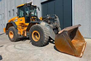 PALA GOMMATA JCB 457 ZX USATA