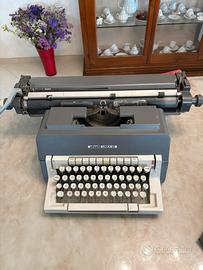 Macchina da scrivere  vintage Olivetti Linea 98