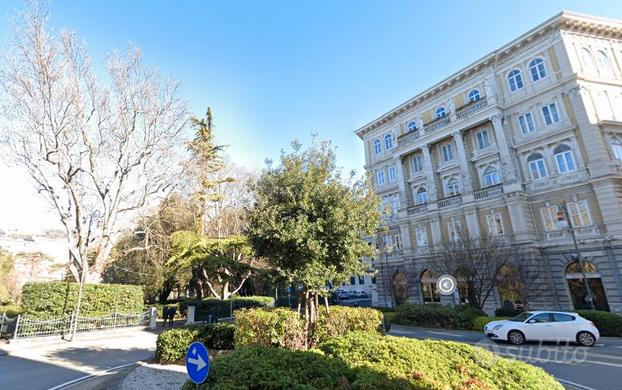 Stanza singola zona giardino pubblico a Trieste