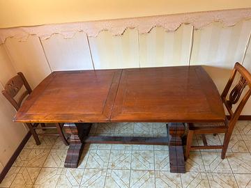 Tavolo da pranzo in legno massello allungabile