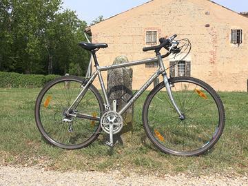 Specialized Sirrus Elite Tg. L gravel/randonneur