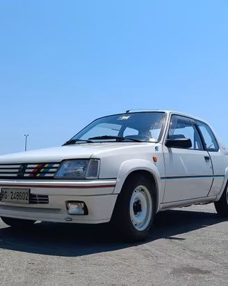 Peugeot 205 rallye 