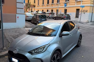 Toyota Yaris semi nuova