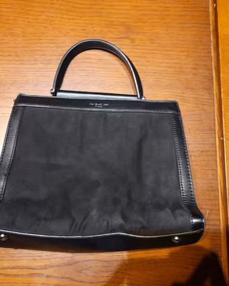 Borsa a mano color nero con 3 scomparti