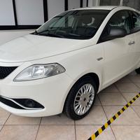 Lancia Ypsilon 1.2 69 CV 5 porte GPL Ecochic Gold 