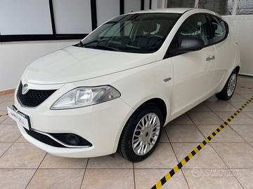 Lancia Ypsilon 1.2 69 CV 5 porte GPL Ecochic Gold 