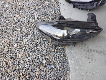 Fari Dx e Sx Xeno Fiat Tipo 2020