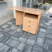 tavolo di servizio con cassetti