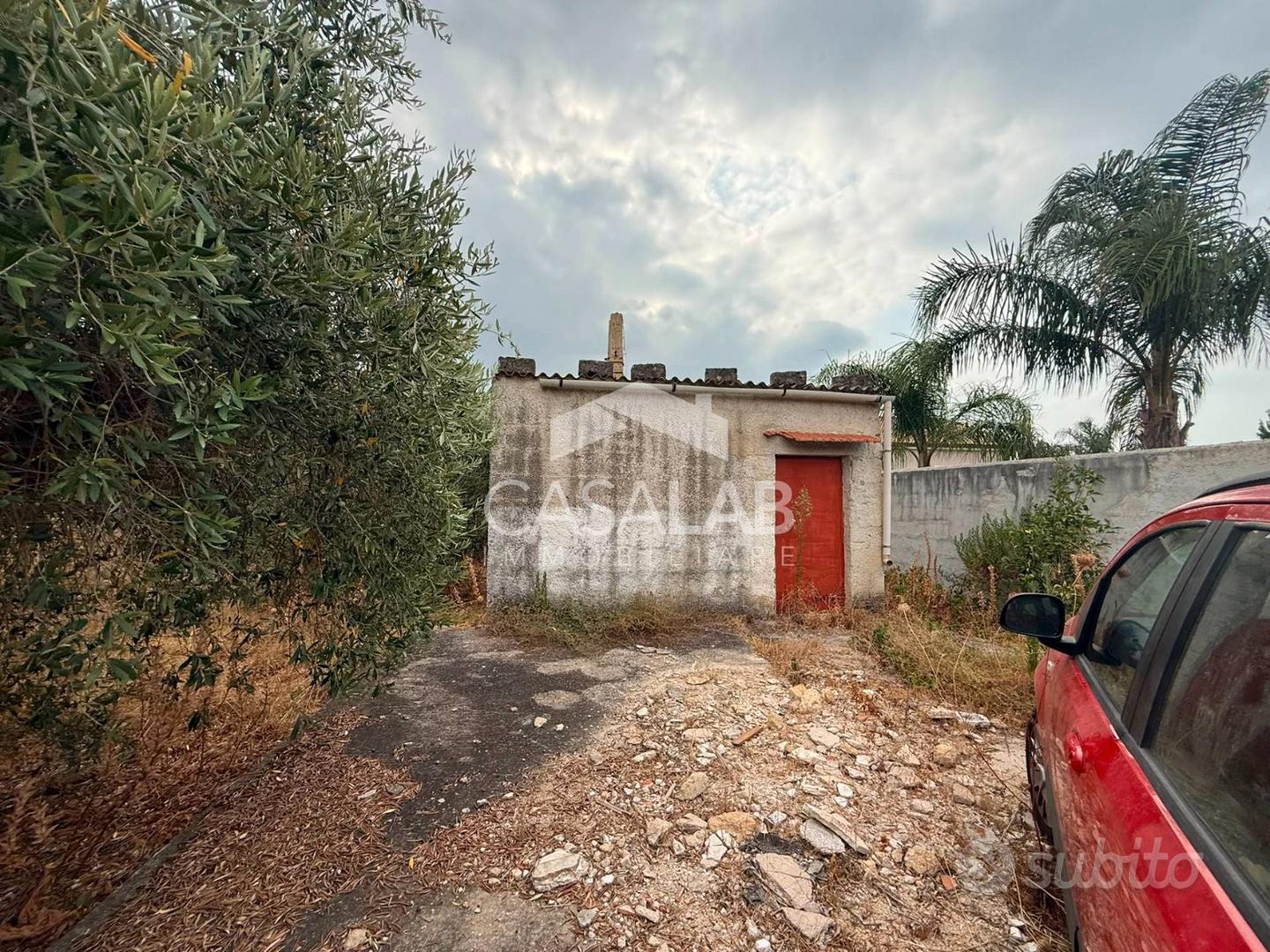 Terreno con magazzino - Vista 4