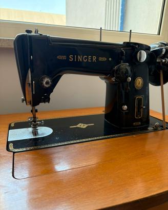 Macchina da cucire Singer vintage