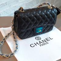 Borsa donna imitazione in pelle nera trapuntata
