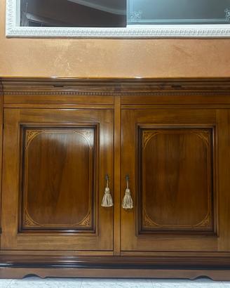 Mobile credenza classico in legno massello