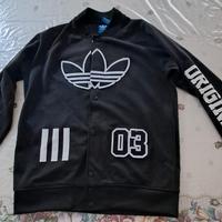 Giacca adidas. 