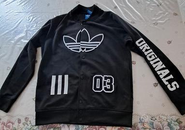 Giacca adidas. 