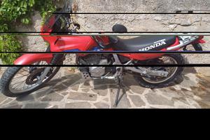 Honda Dominator 650