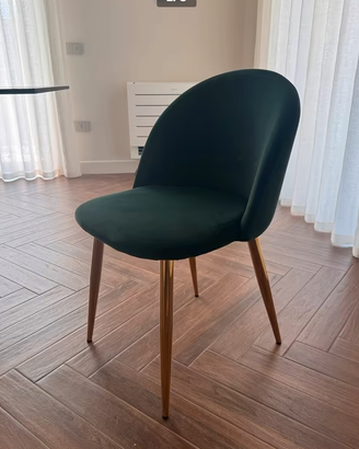 sedia in velluto con piedini oro