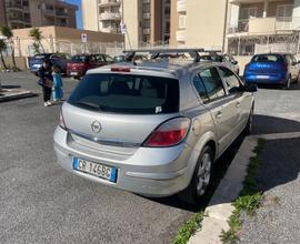 OPEL Astra - 2004