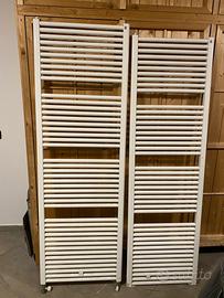 Coppia di Termoarredi bianchi