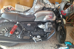 Moto Guzzi V7 Stone S - Limited 113/750