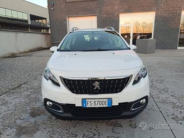 Peugeot 2008 1.2 benzina 82cv