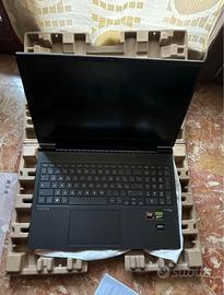 HP Victus 16-s1005nl Notebook Gaming con Sc