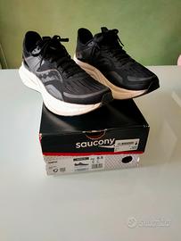 Scarpe di ginnastica Tempus Sauconi nero