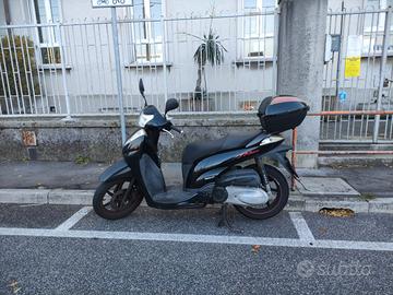 Honda SH 300