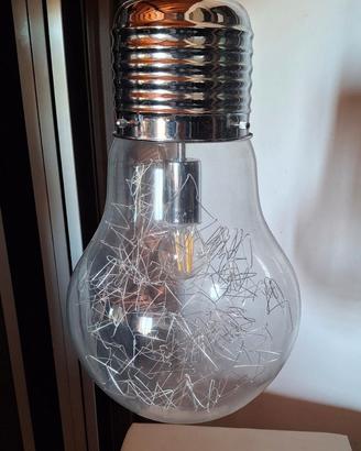 lampadario a forma di lampada cameretta 