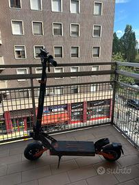 Monopattino elettrico G2 Pro