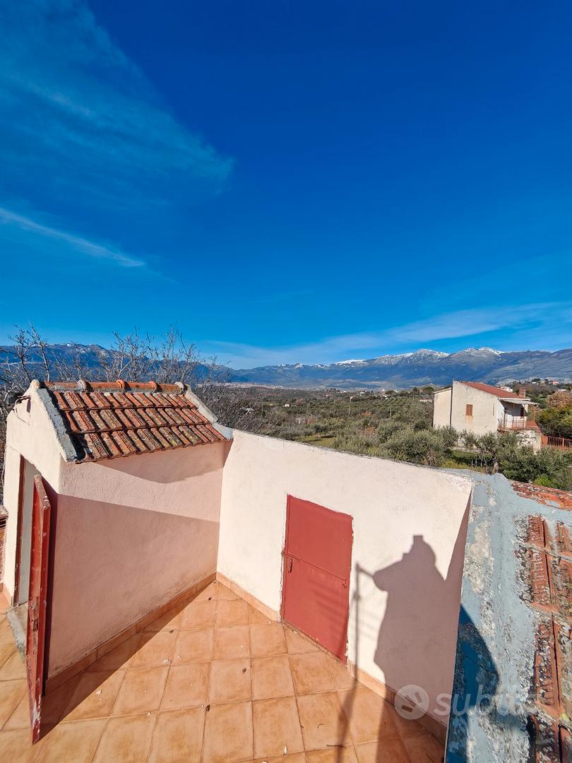 Casale di Campagna con terreno - Vista 3