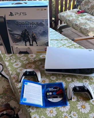 PS5  fat con disco e 2 controller e GT7