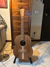 Cole Clark Guitars Little lady