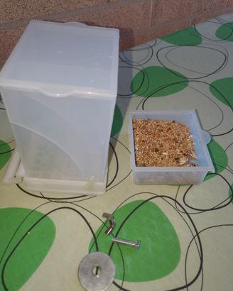 mangiatoia automatica  x voliera