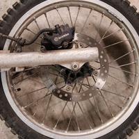 avantreno Honda dominator