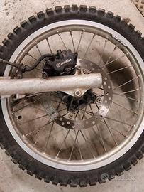 avantreno Honda dominator