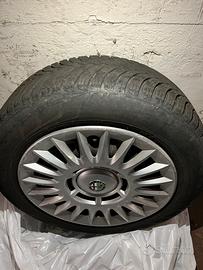 4 ruote Alfa Romeo + copricerchi originali